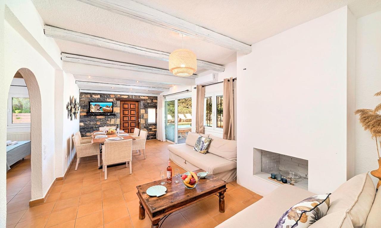 Cretan Lodge Heated Pool Ájosz Nikólaosz Kültér fotó